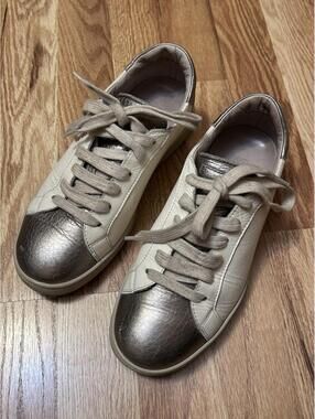 Brunello Cucinelli White And Metallic Leather Low Top Lace Up Sneakers 36